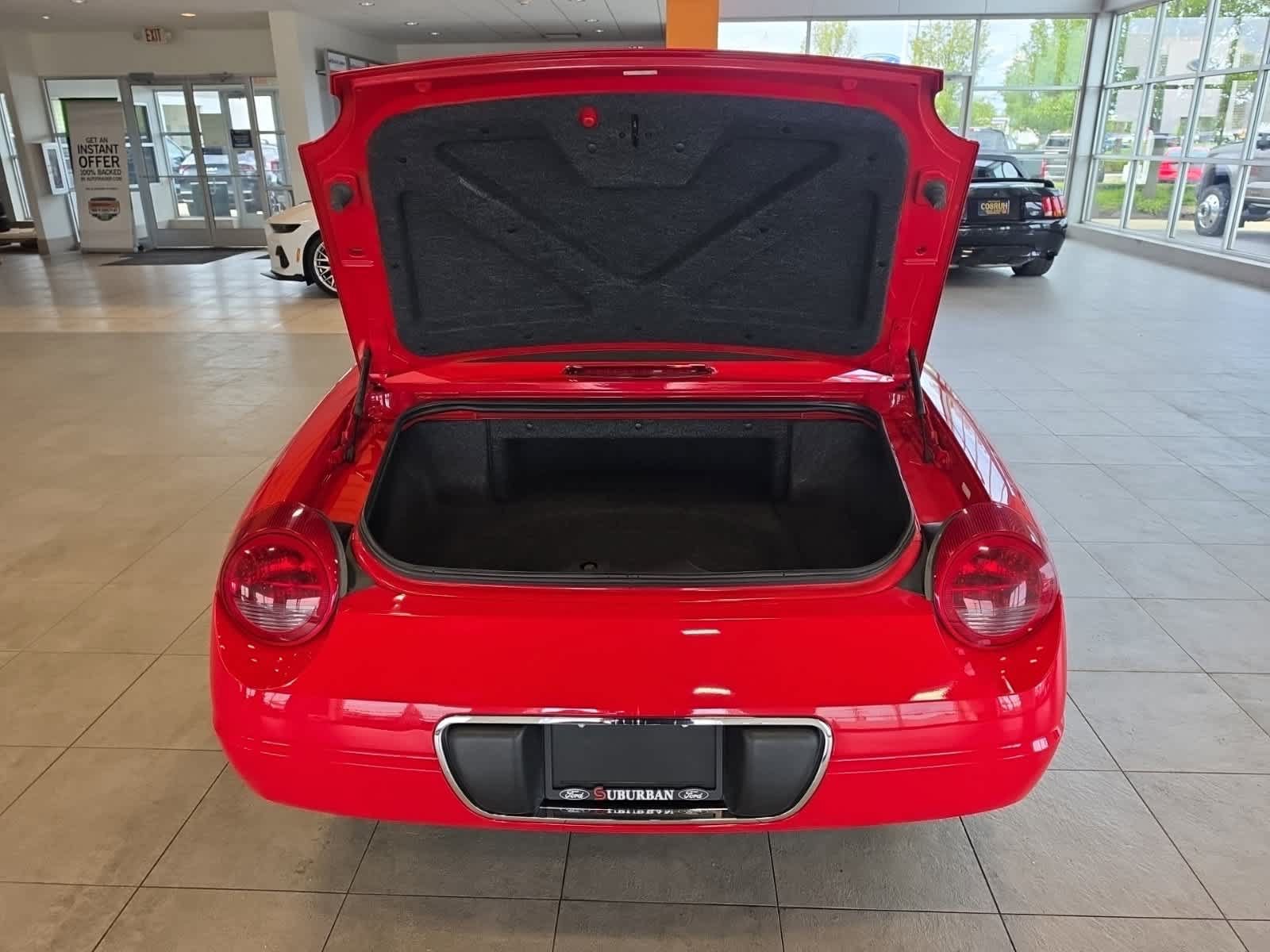 Used 2003 Ford Thunderbird RWD image 10
