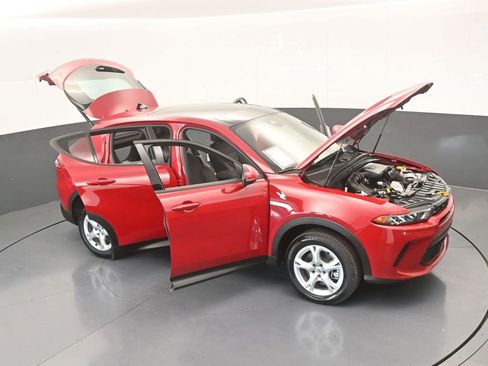 Used 2024 Dodge Hornet GT image 73