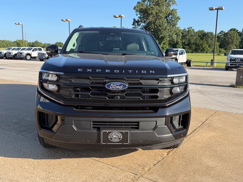 New 2026 Ford Expedition Max Active RWD image 9
