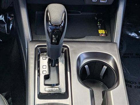 New 2026 Subaru Outback Limited AWD/4WD image 13