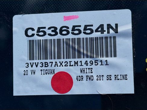 Used 2020 Volkswagen Tiguan SE R-Line image 37