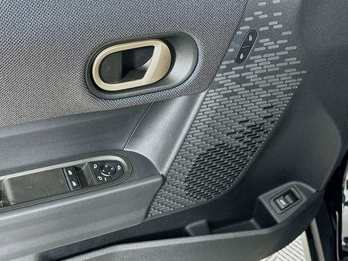 Certified 2025 MINI Cooper 2-Door Hardtop image 17