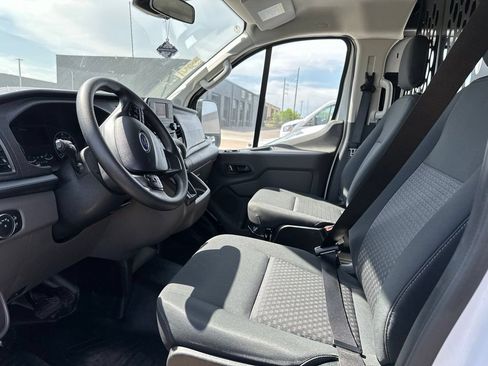 Used 2025 Ford Transit 250 Low Roof w/ Exterior Upgrade Package RWD image 3