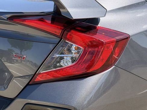 Used 2018 Honda Civic Si image 7