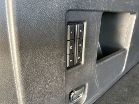 Used 2024 Ford Expedition Max XLT AWD/4WD image 40