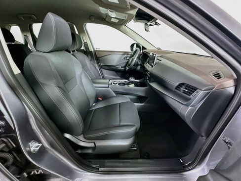 Used 2023 Nissan Rogue S AWD/4WD image 29