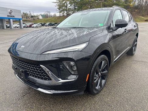 New 2025 Buick Envision Sport Touring image 1