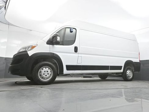 Used 2023 RAM ProMaster 2500 FWD image 33