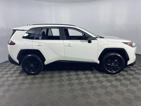 Used 2026 Toyota RAV4 SE w/ Convenience Package AWD/4WD image 10