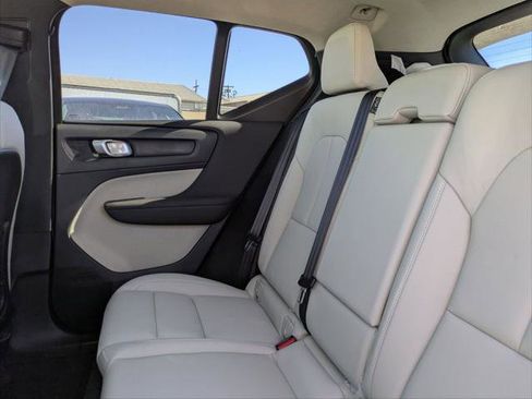 New 2026 Volvo XC40 B5 Ultra w/ Climate Package image 12