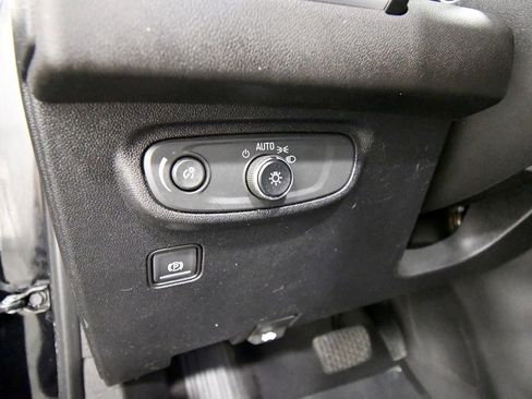 Used 2019 GMC Terrain SLE w/ Driver Convenience Package AWD/4WD image 19