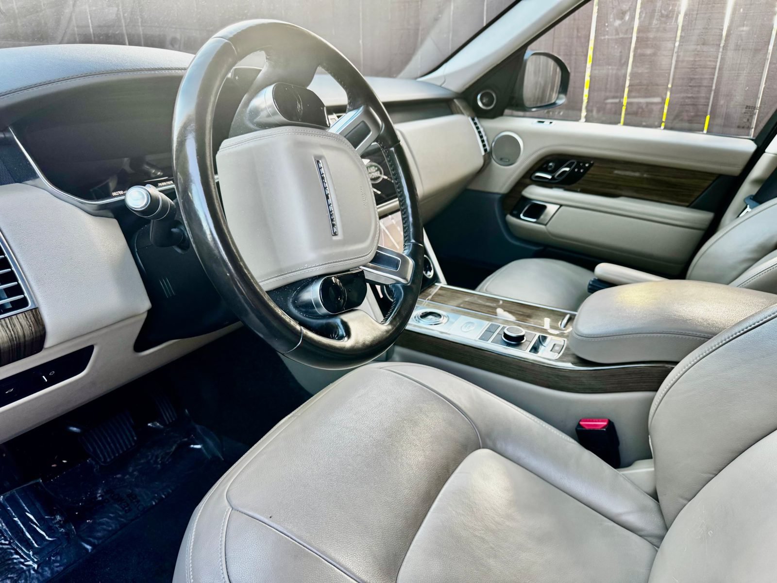 Used 2018 Land Rover Range Rover AWD/4WD image 14