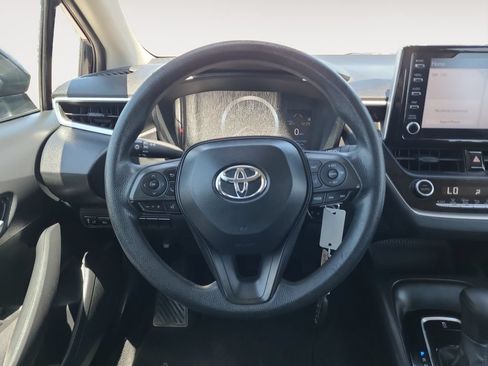 Used 2020 Toyota Corolla LE w/ Carpet Mat Package (TMS) FWD image 12