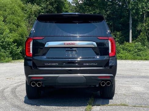 Certified 2022 GMC Yukon Denali image 4