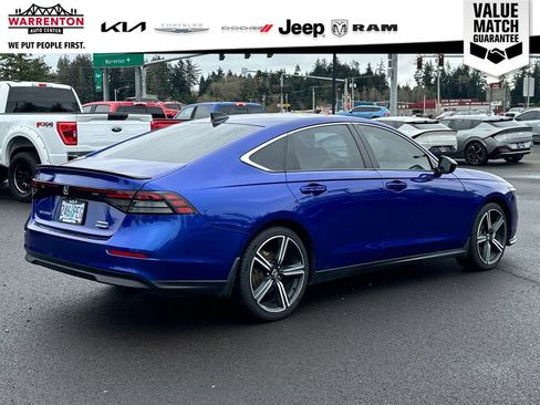 Used 2023 Honda Accord Sport image 7