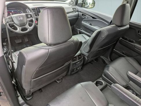 Used 2021 Honda Pilot Touring image 27