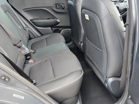 Certified 2023 Hyundai Venue Limited w/ Cargo Package image 14