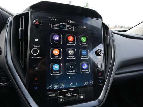 Used 2024 Subaru Crosstrek 2.5i Limited w/ Crosstrek Mirror Package image 7