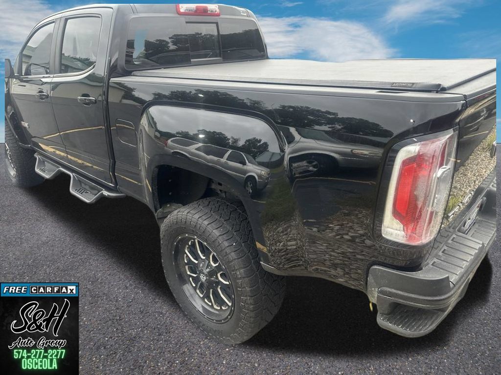 Used 2017 GMC Canyon SLE w/ All Terrain X Package AWD/4WD image 10