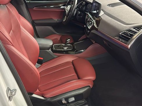 Used 2023 BMW X4 xDrive30i w/ Convenience Package image 9