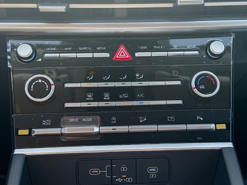 New 2026 Hyundai Santa Fe SE FWD image 12