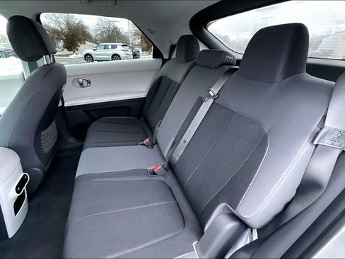 Certified 2024 Hyundai Ioniq 5 SE image 27