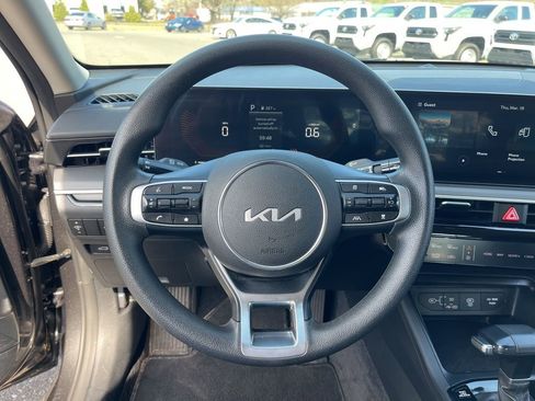 Used 2025 Kia K5 LXS image 21