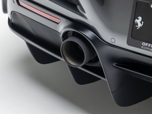 Certified 2022 Ferrari F8 Tributo RWD image 34