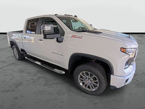 New 2026 Chevrolet Silverado 2500 LT w/ Z71 Chrome Sport Edition AWD/4WD image 4