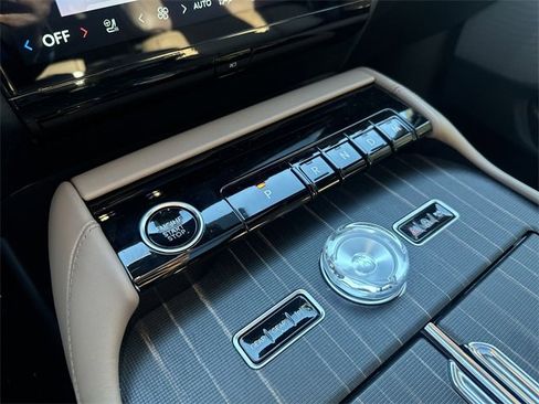 New 2025 Lincoln Navigator Black Label image 20