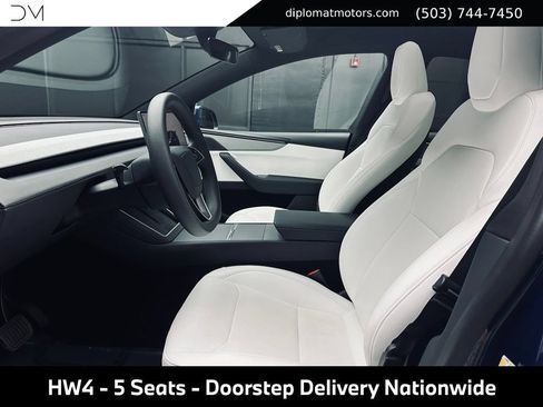 Used 2026 Tesla Model Y Long Range AWD/4WD image 17