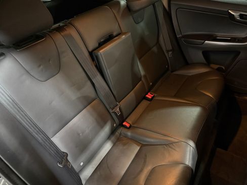 Used 2015 Volvo XC60 T5 Premier image 36