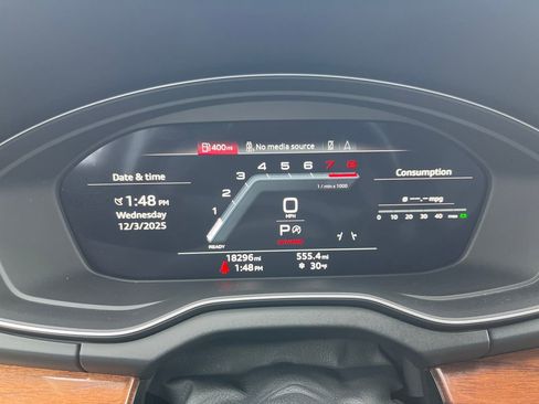 Used 2023 Audi Q5 2.0T Prestige w/ Prestige Package image 17