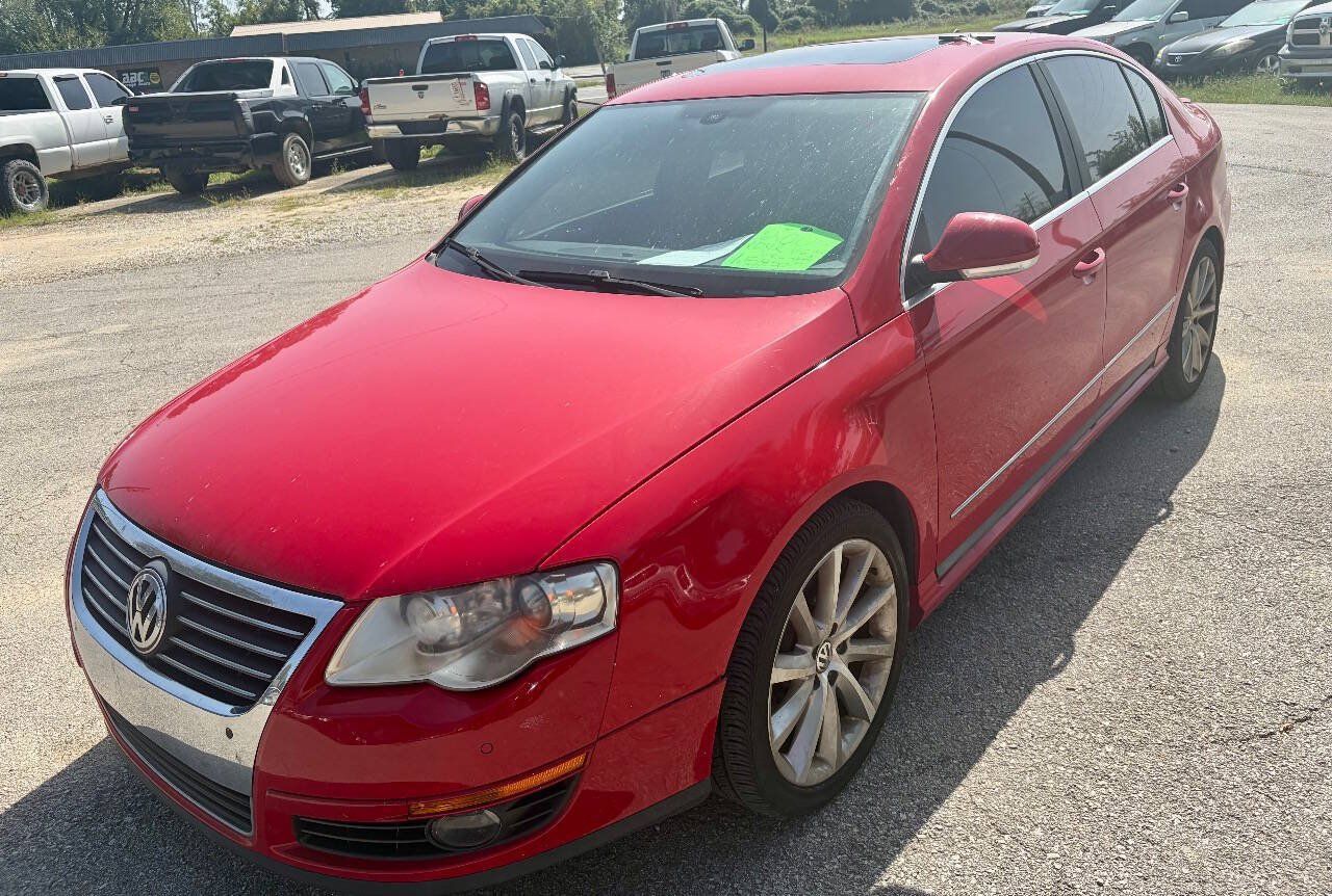 Used 2008 Volkswagen Passat VR6 FWD image 3