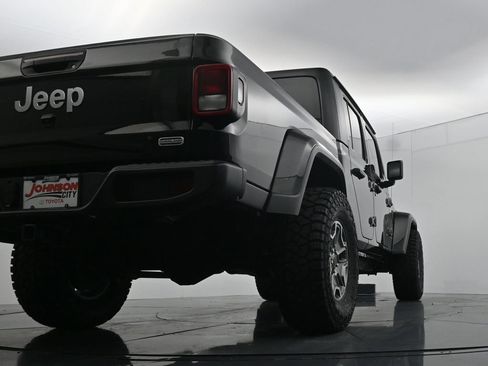 Used 2021 Jeep Gladiator Overland AWD/4WD image 36
