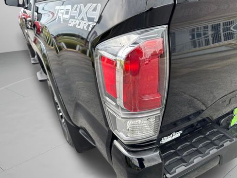 Used 2023 Toyota Tacoma TRD Sport AWD/4WD image 32
