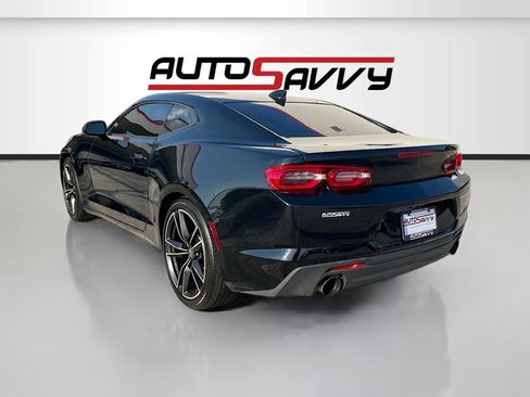 Used 2021 Chevrolet Camaro LT image 5