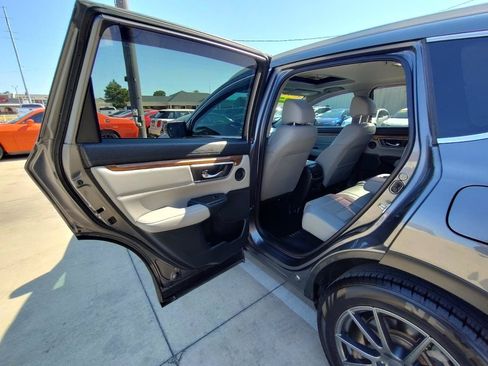 Used 2017 Honda CR-V Touring image 36