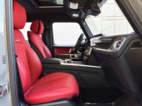 Used 2022 Mercedes-Benz G 63 AMG Squared image 16