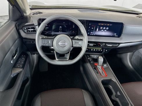 New 2026 Nissan Kicks SR w/ SR Premium Package AWD/4WD image 20