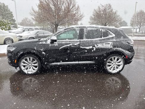 Used 2022 Buick Envision Avenir w/ Safety Package image 2