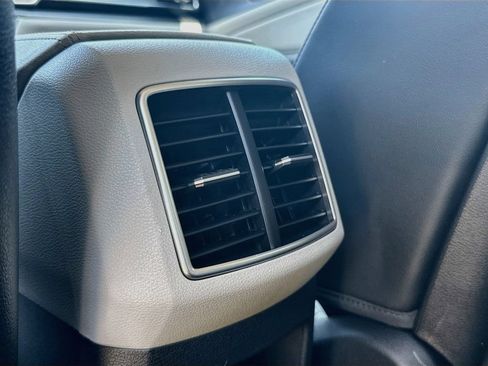 Used 2024 Kia Sportage EX FWD image 27
