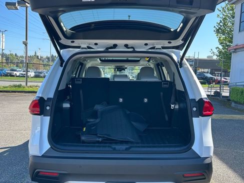 New 2026 Toyota Grand Highlander AWD image 28