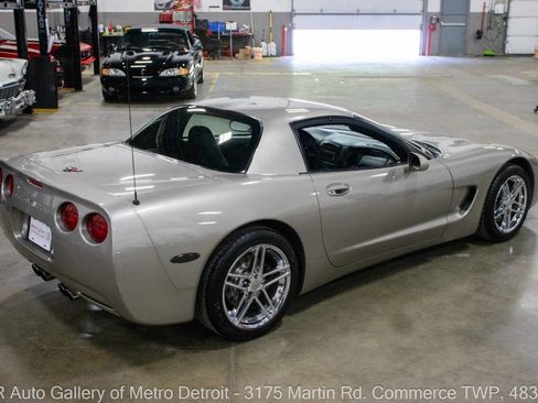 Used 1999 Chevrolet Corvette Coupe RWD image 7