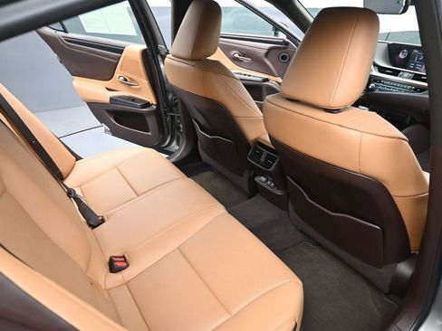 Used 2021 Lexus ES 350 w/ Accessory Package 2 FWD image 23