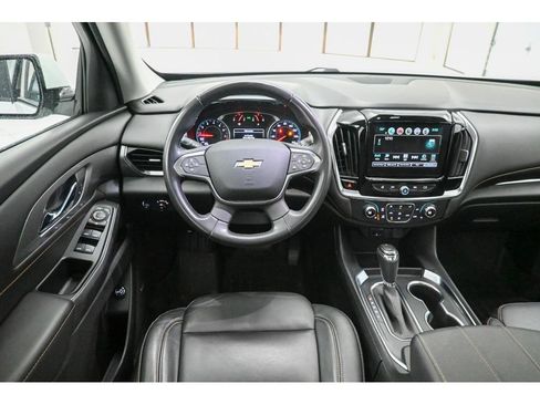Used 2019 Chevrolet Traverse RS image 15