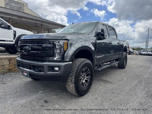 Used 2019 Ford F350 Lariat AWD/4WD image 2
