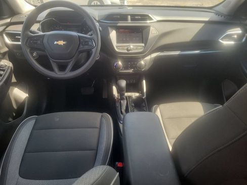 Used 2021 Chevrolet TrailBlazer LT AWD/4WD image 11