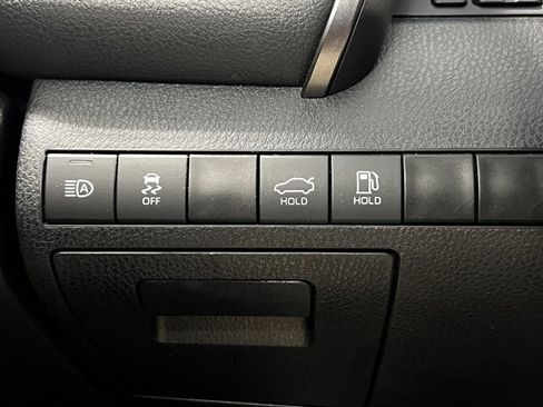 Used 2024 Toyota Camry SE image 33