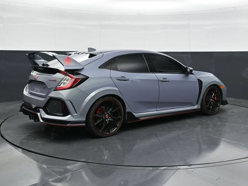 Used 2019 Honda Civic Type R image 2